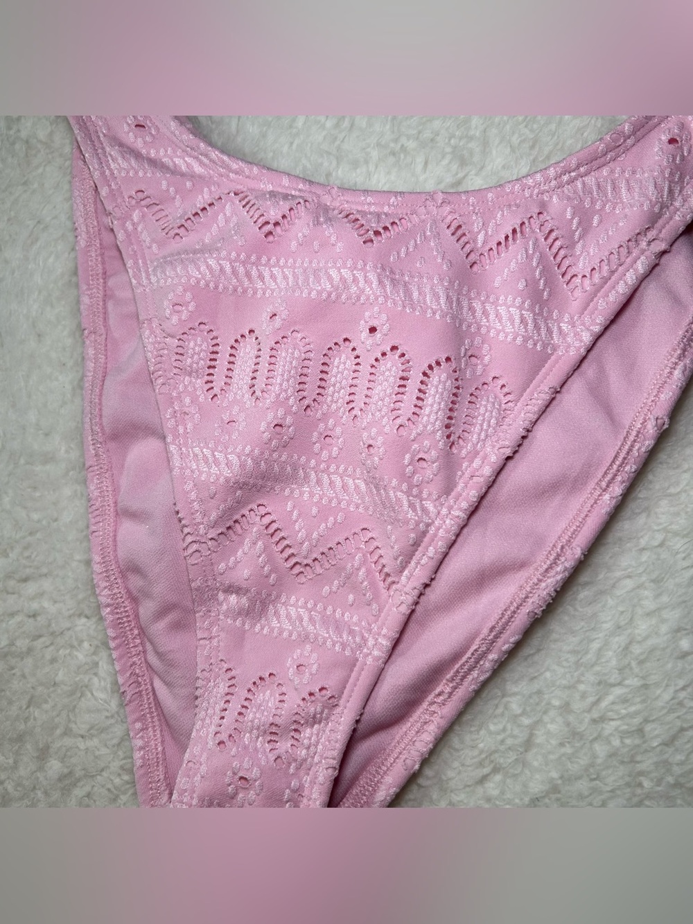 Wild Fable Women’s Mid Rise High Leg Super Cheeky Bikini Bottoms Medium NEW - Picture 2 of 3